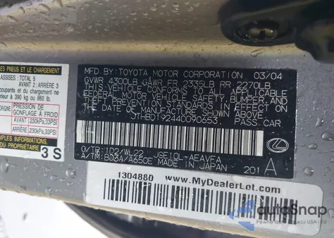 2004 Lexus Is 300 z USA, uszkodzony, nr VIN JTHBD192440090653